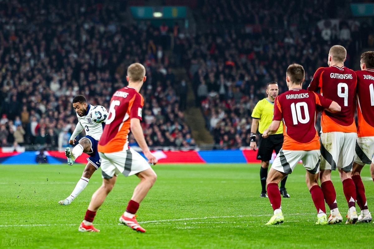 Yabo-詹姆斯在切尔西比赛中持续失利，出色防守引发热议！-Yabo